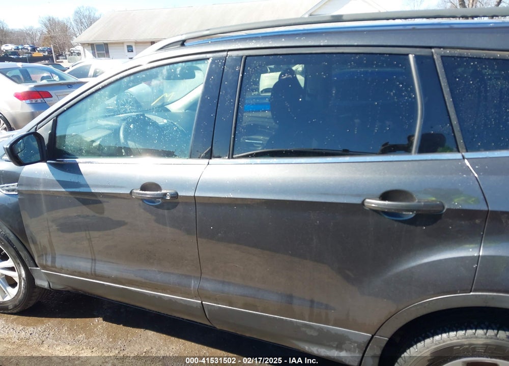 2018 FORD ESCAPE SE VIN: 1FMCU9GD3JUC45296