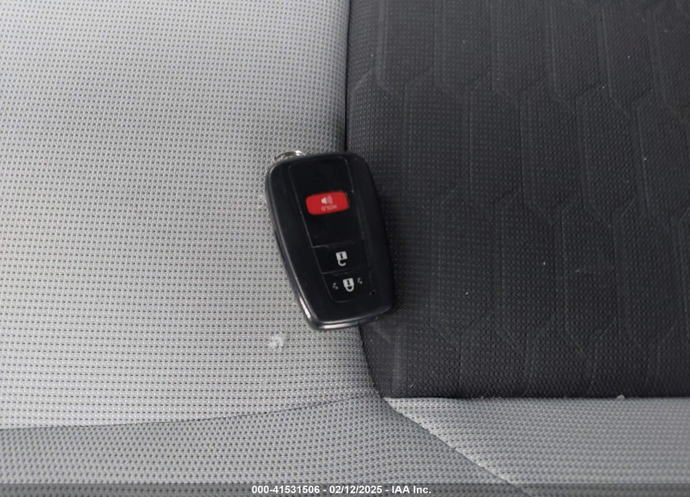 2019 TOYOTA COROLLA VIN: JTNK4RBE8K3045081