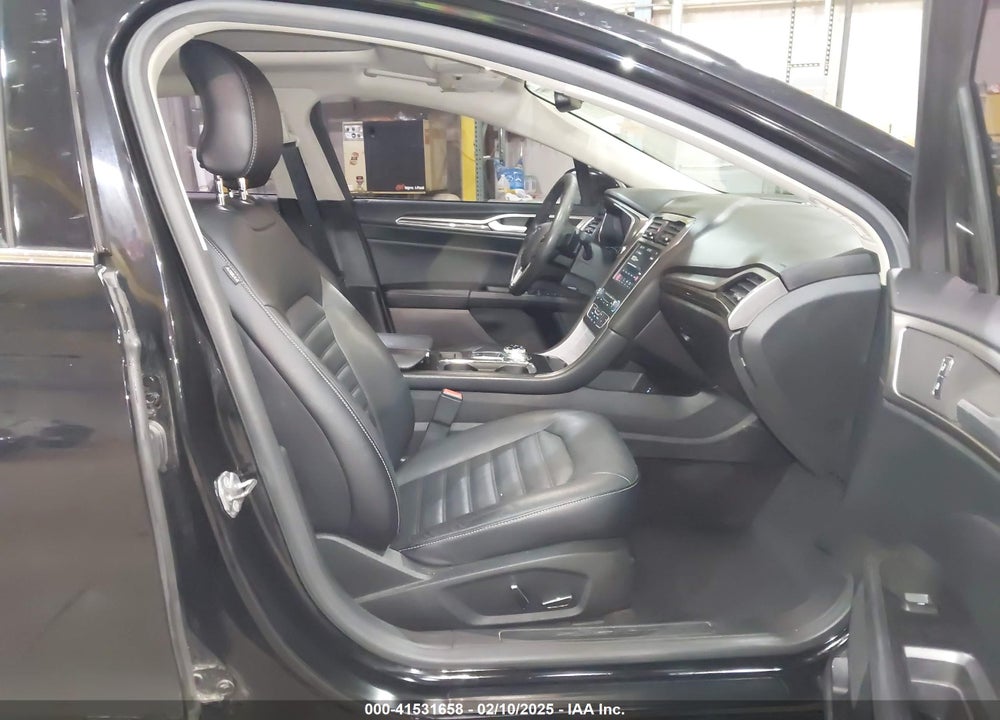 2017 FORD FUSION SE VIN: 3FA6P0T96HR127420
