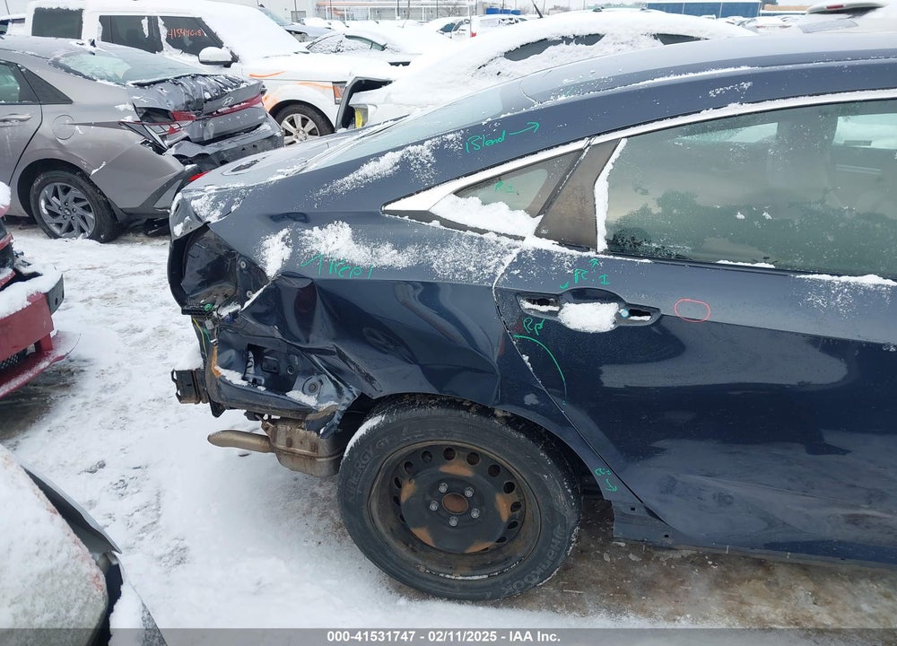 2018 HONDA CIVIC LX VIN: 2HGFC2F50JH571096