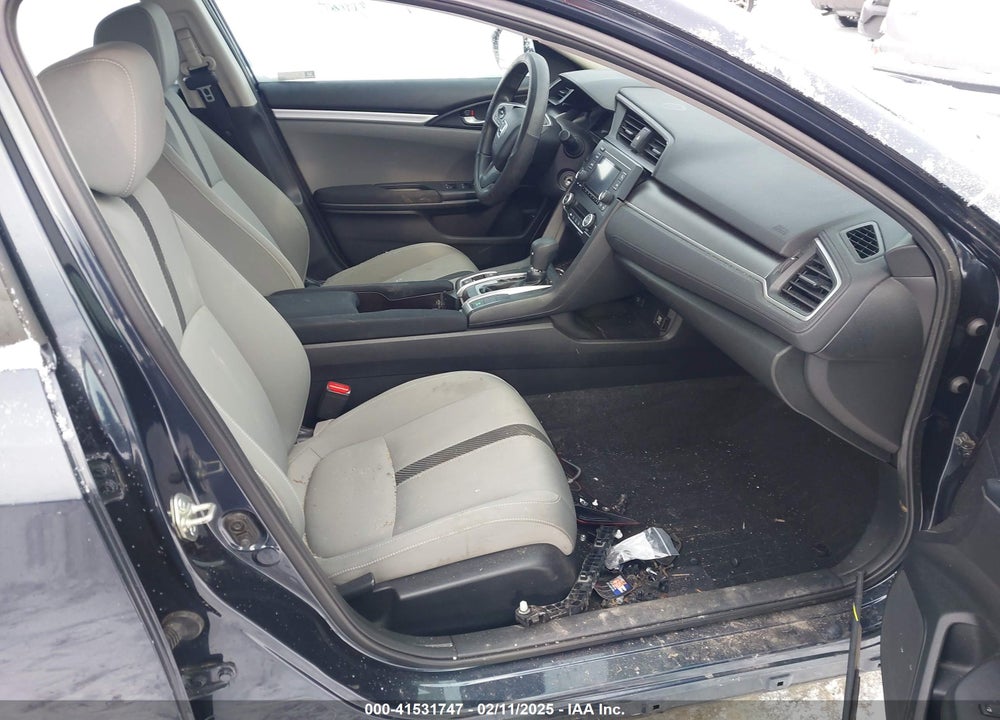 2018 HONDA CIVIC LX VIN: 2HGFC2F50JH571096