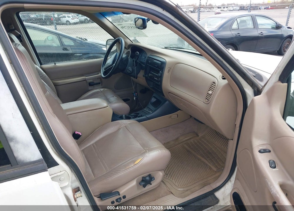 1999 FORD EXPLORER EDDIE BAUER/LIMITED EDITION/XLT VIN: 1FMZU32E4XZA40685