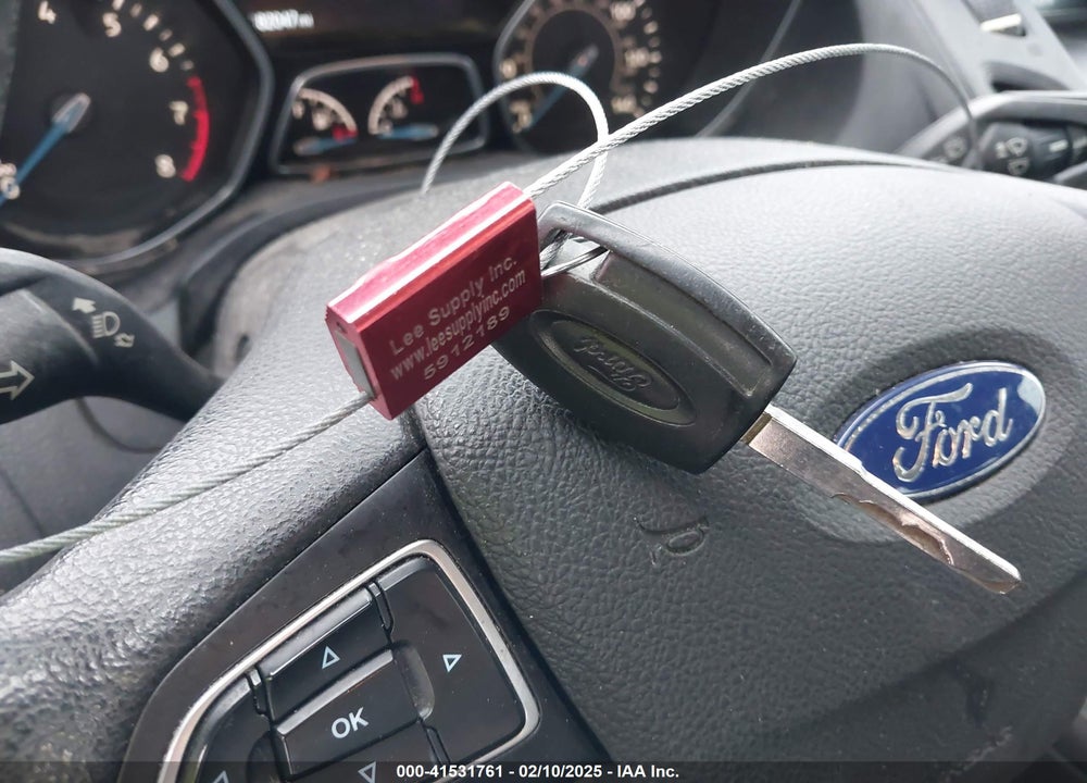 2017 FORD FOCUS VIN: 1FADP3E29HL328686