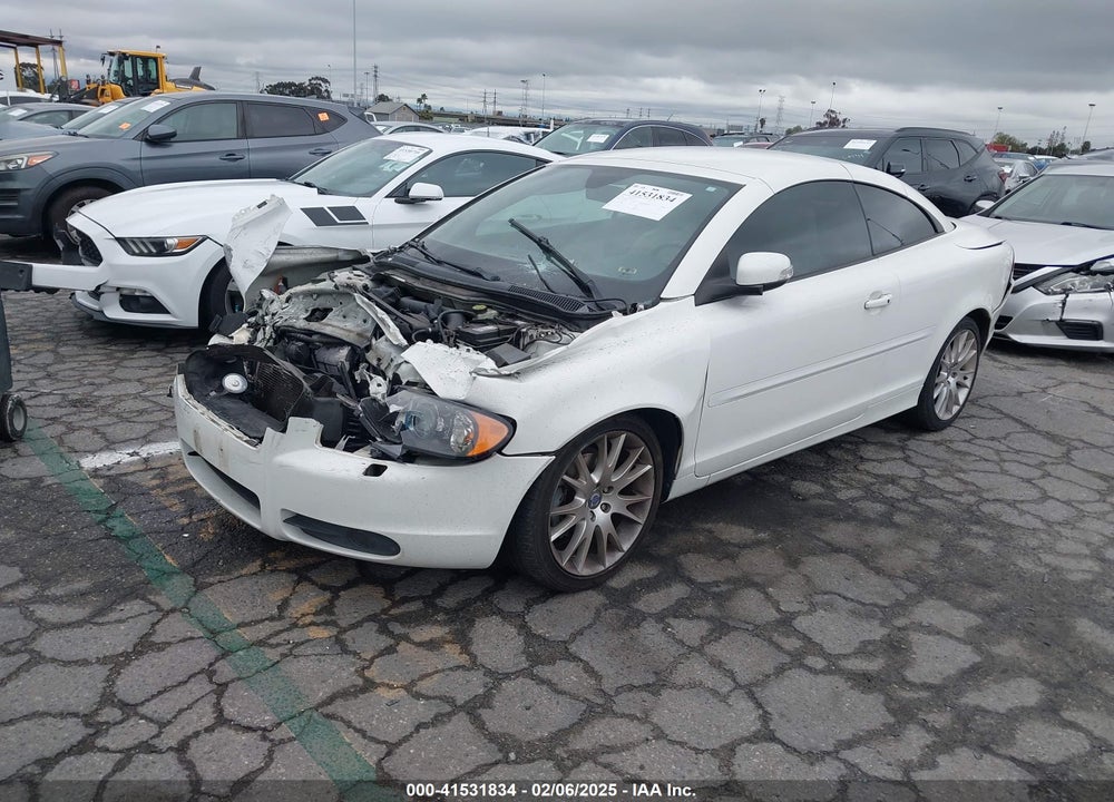2008 VOLVO C70 VIN: YV1MC67238J042262