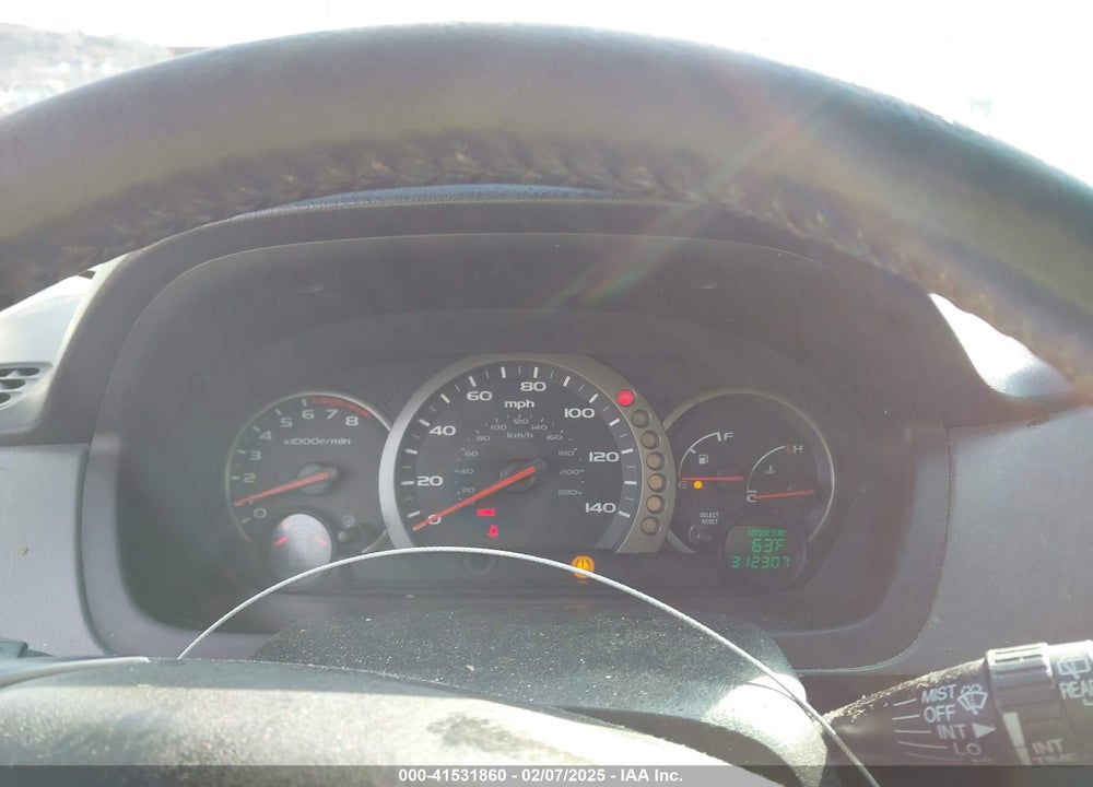 2005 HONDA PILOT EX-L VIN: 5FNYF18645B014363