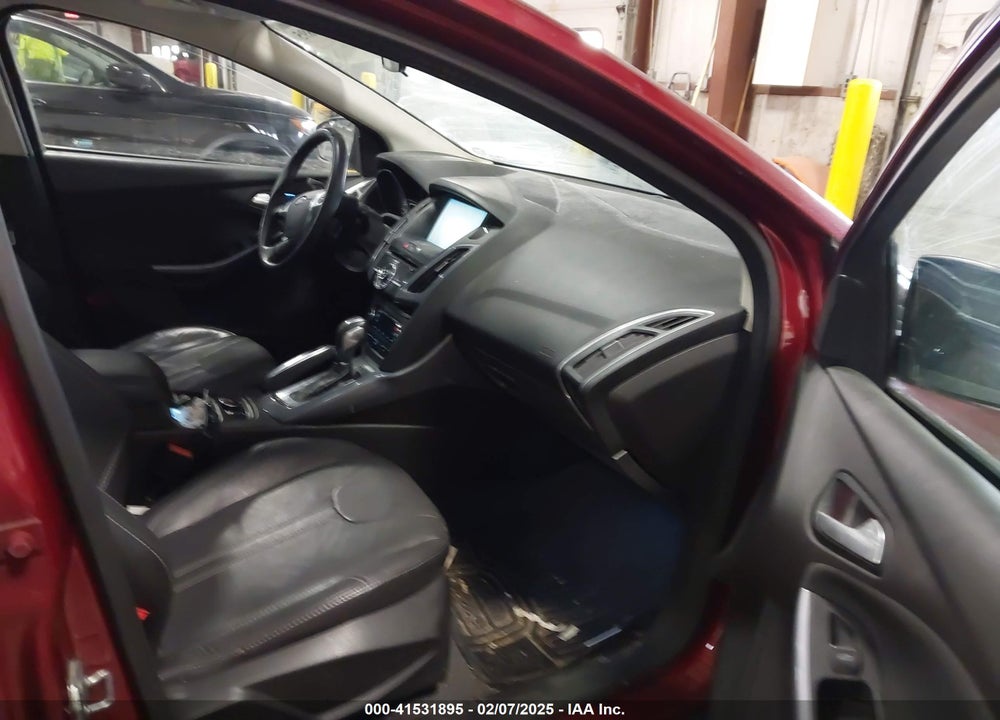 2013 FORD FOCUS VIN: 1FADP3N27DL114256