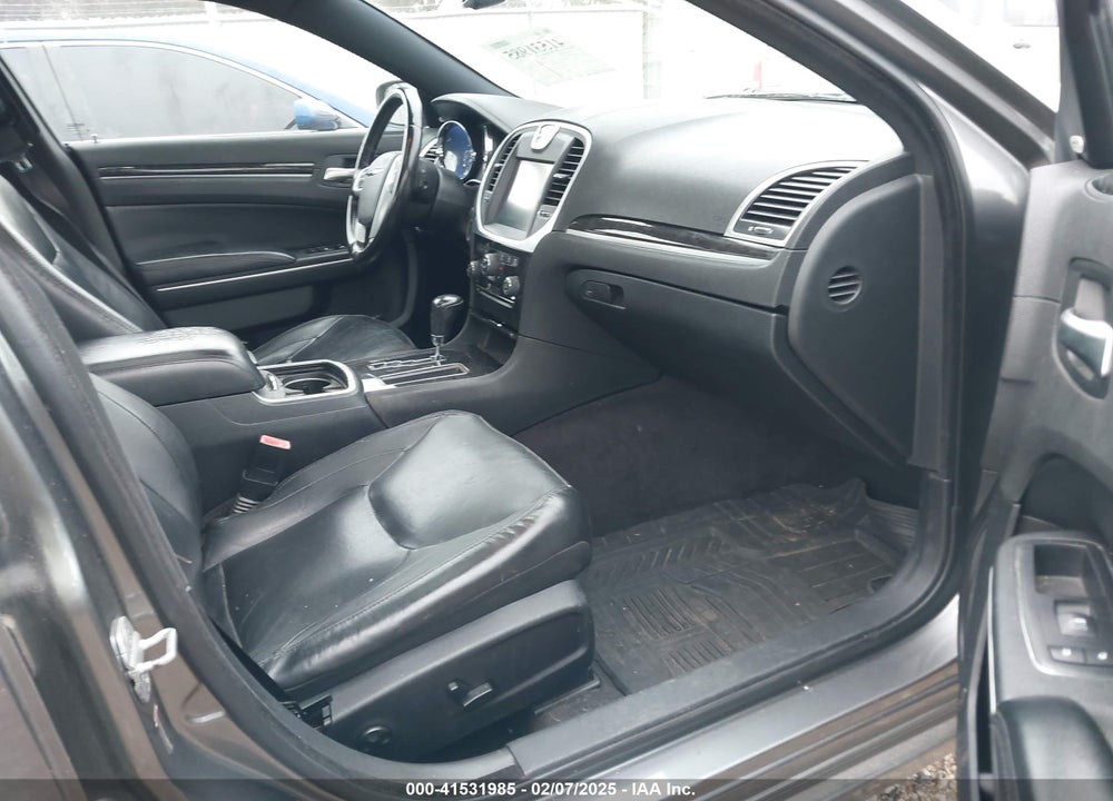 2011 CHRYSLER 300 VIN: 2C3CA5CG8BH560755