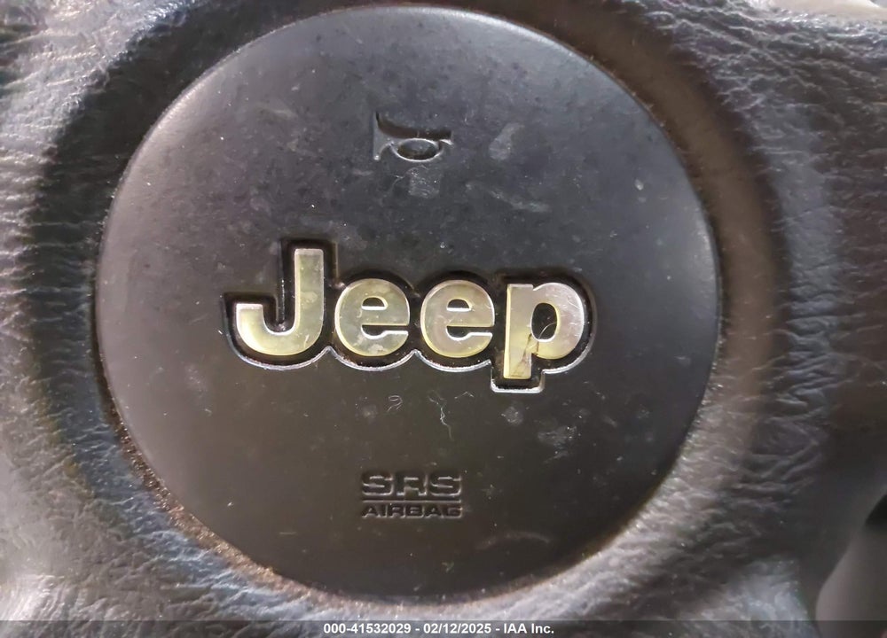 2005 JEEP LIBERTY SPORT VIN: 1J4GL48K75W706173