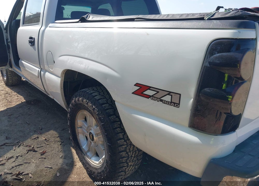 2006 CHEVROLET SILVERADO 1500 LT2 VIN: 2GCEK13T461170239