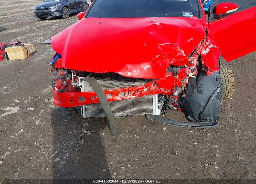 2014 FORD FOCUS VIN: 1FADP3F22EL152378