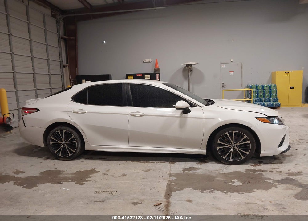 2020 TOYOTA CAMRY VIN: 4T1G11AK5LU307089