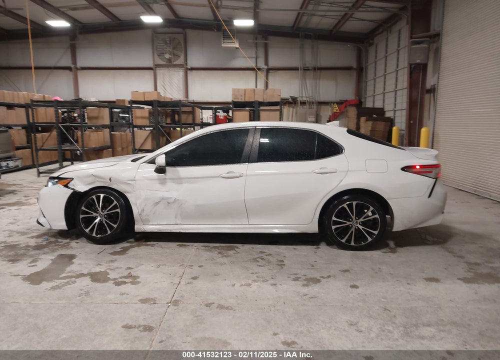 2020 TOYOTA CAMRY VIN: 4T1G11AK5LU307089