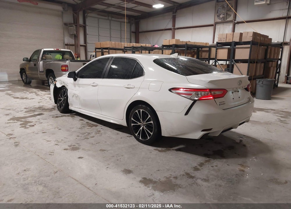 2020 TOYOTA CAMRY VIN: 4T1G11AK5LU307089