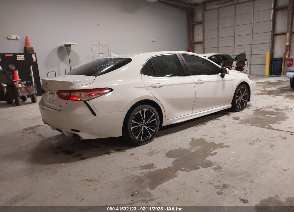 2020 TOYOTA CAMRY VIN: 4T1G11AK5LU307089