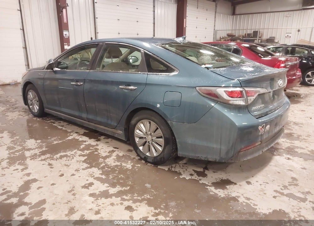 2016 HYUNDAI SONATA HYBRID VIN: KMHE24L12GA015580