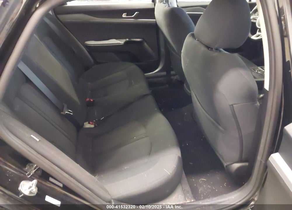 2021 KIA K5 VIN: 5XXG24J27MG011517