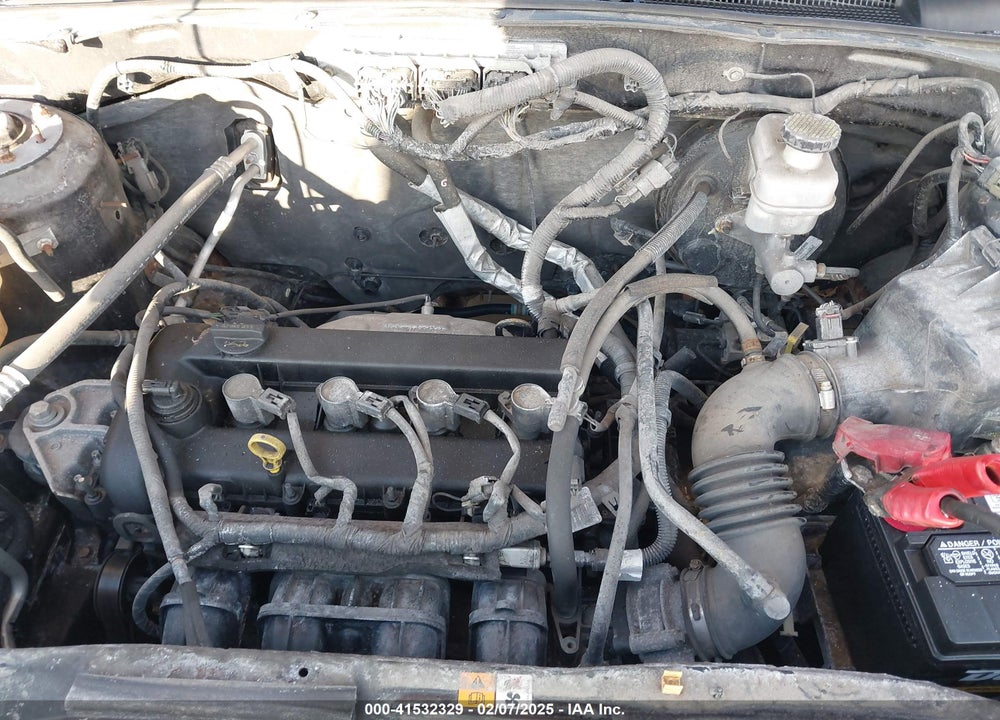 2011 FORD ESCAPE XLS VIN: 1FMCU0C75BKC40626