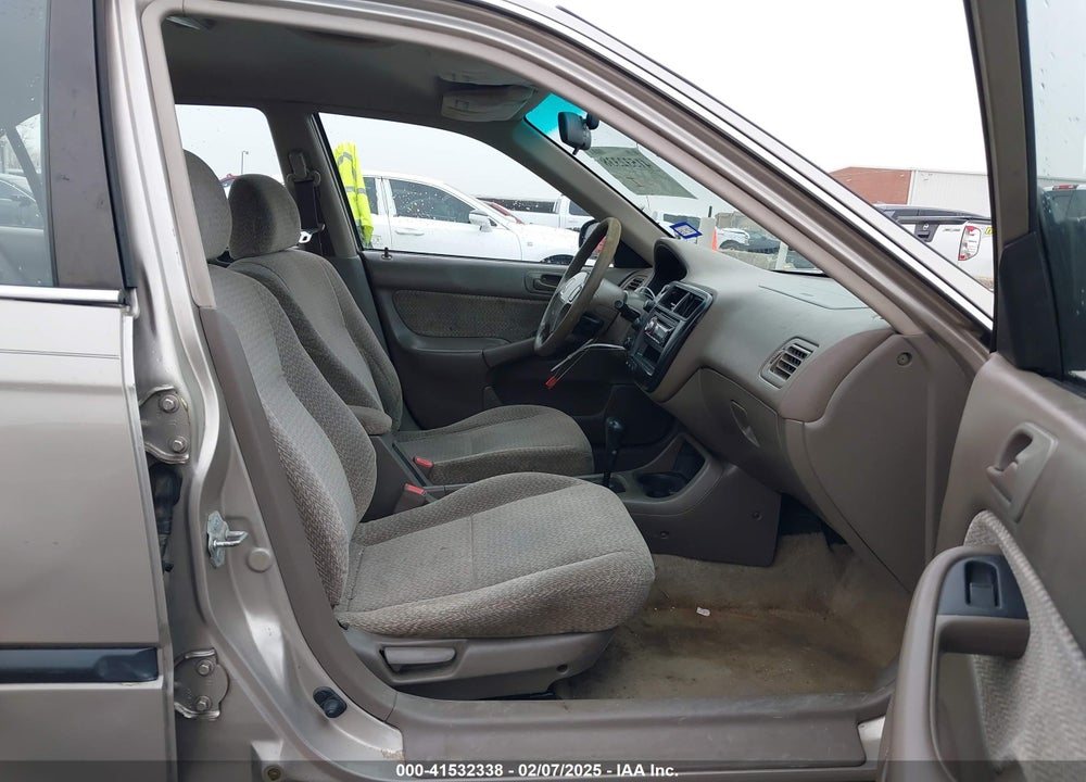 2000 HONDA CIVIC LX VIN: 1HGEJ6677YL048701