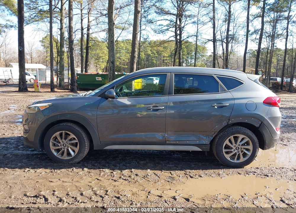 2018 HYUNDAI TUCSON SEL VIN: KM8J3CA40JU680907