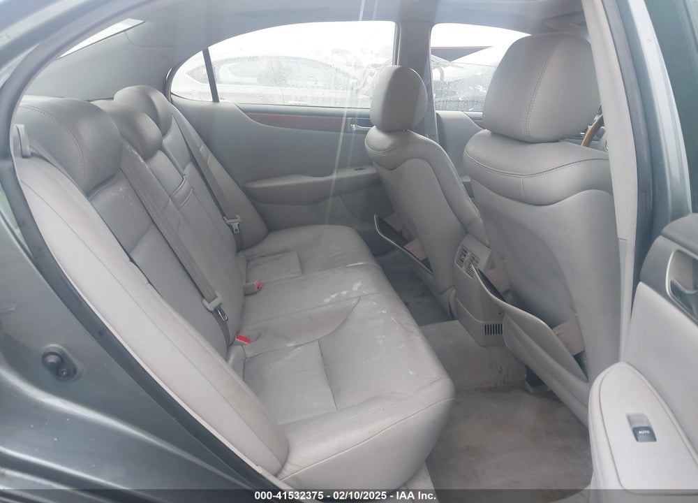 2005 LEXUS ES 330 VIN: JTHBA30G755091927