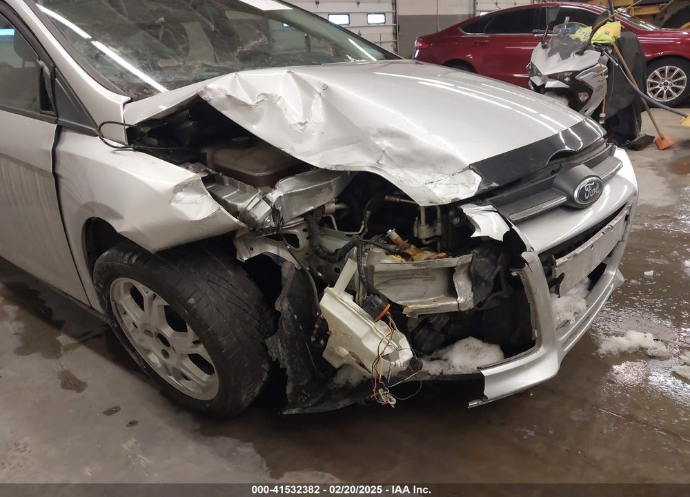 2012 FORD FOCUS VIN: 1FAHP3K24CL351422