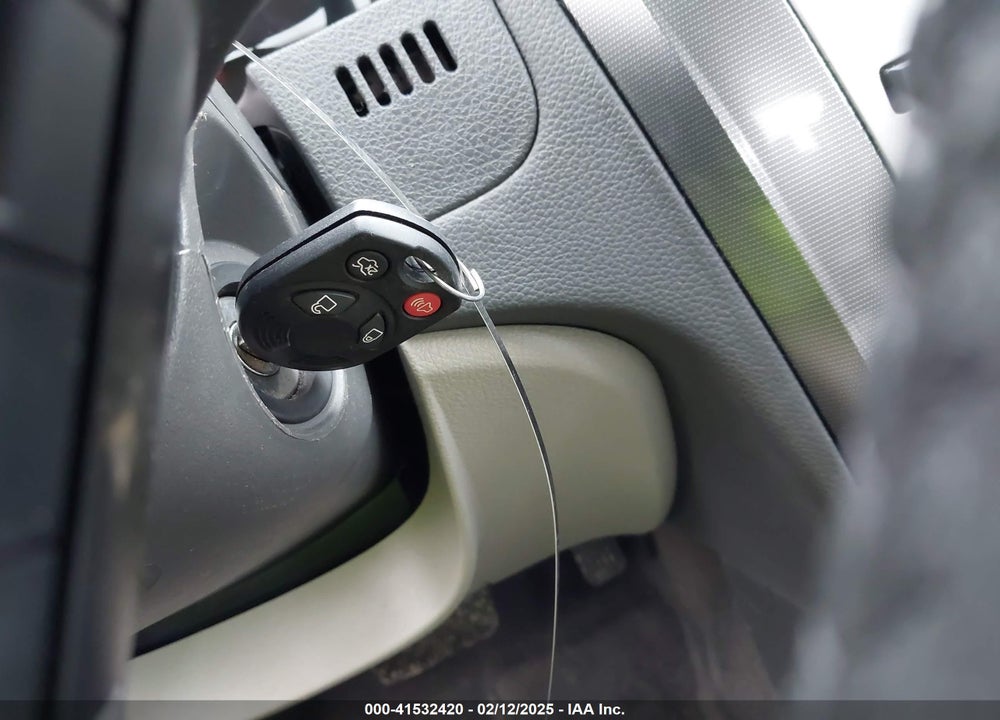 2010 FORD FUSION VIN: 3FAHP0JG3AR165574