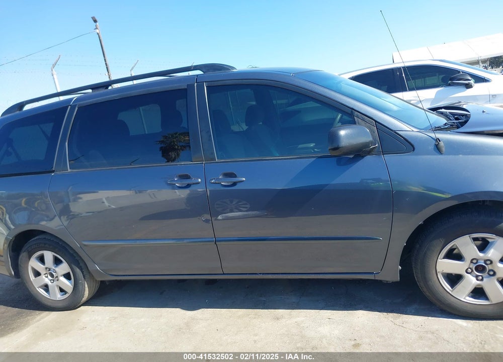 2008 TOYOTA SIENNA VIN: 5TDZK23CX8S183788