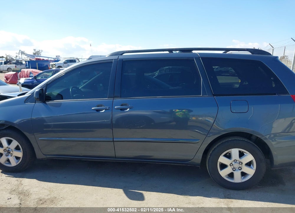 2008 TOYOTA SIENNA VIN: 5TDZK23CX8S183788