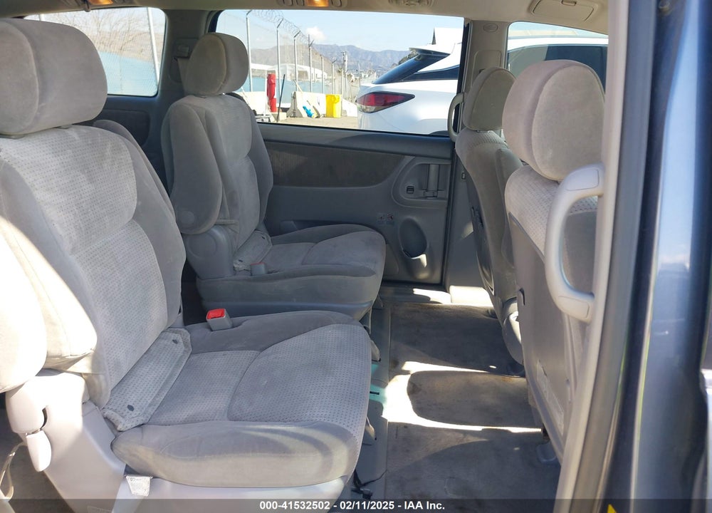 2008 TOYOTA SIENNA VIN: 5TDZK23CX8S183788