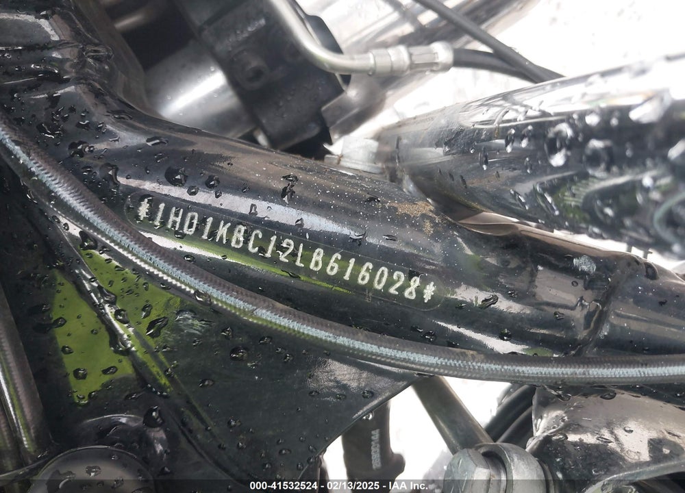 2020 HARLEY-DAVIDSON FLHX VIN: 1HD1KBC12LB616028