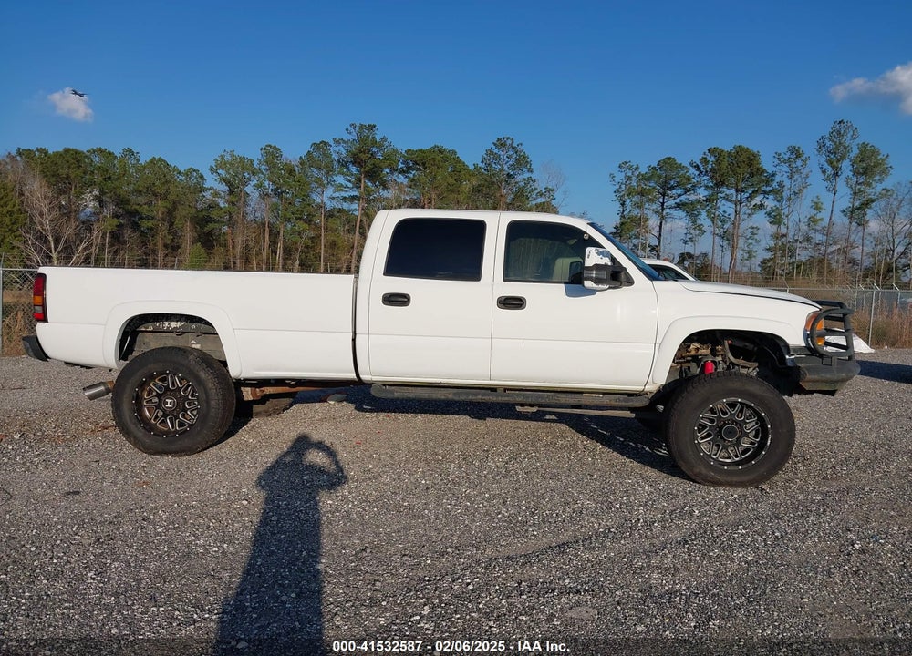 2004 GMC SIERRA 2500HD SLE VIN: 1GTHK232X4F267509