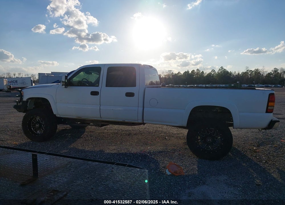 2004 GMC SIERRA 2500HD SLE VIN: 1GTHK232X4F267509
