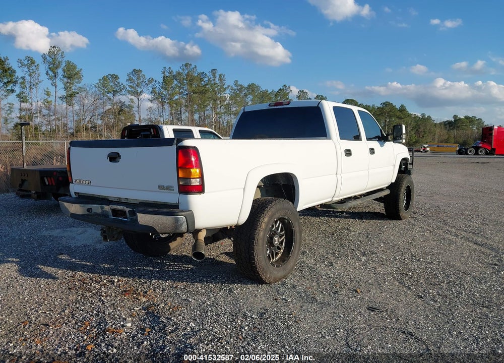 2004 GMC SIERRA 2500HD SLE VIN: 1GTHK232X4F267509