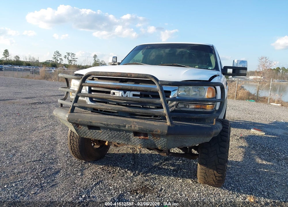 2004 GMC SIERRA 2500HD SLE VIN: 1GTHK232X4F267509