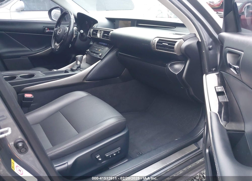2015 LEXUS IS 250 VIN: JTHBF1D29F5075878