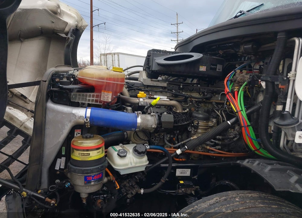 2020 FREIGHTLINER NEW CASCADIA 126 VIN: 3AKJHHDVXLSLV8823