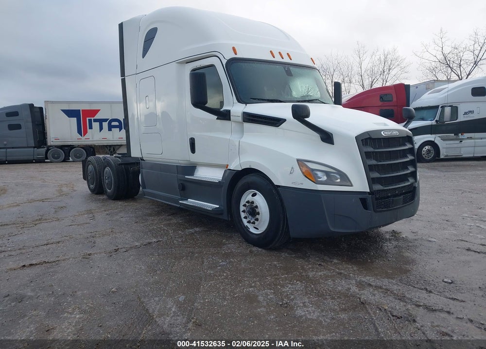2020 FREIGHTLINER NEW CASCADIA 126 VIN: 3AKJHHDVXLSLV8823