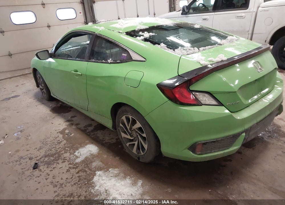 2016 HONDA CIVIC VIN: 2HGFC4B05GH300095