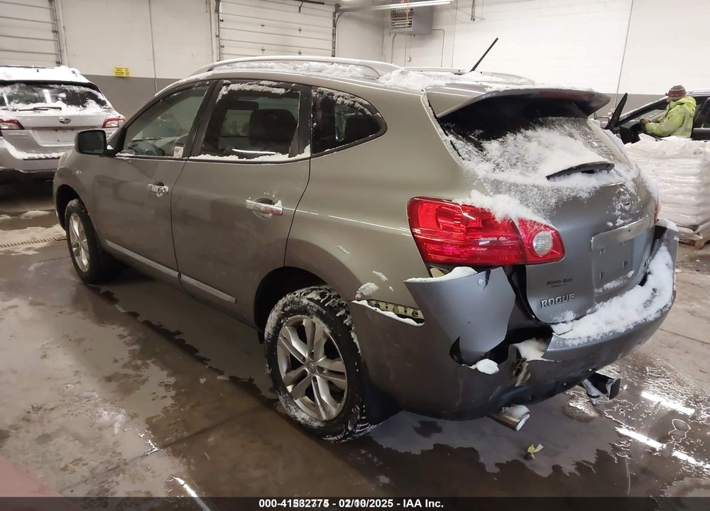 2013 NISSAN ROGUE SV VIN: JN8AS5MV8DW647352