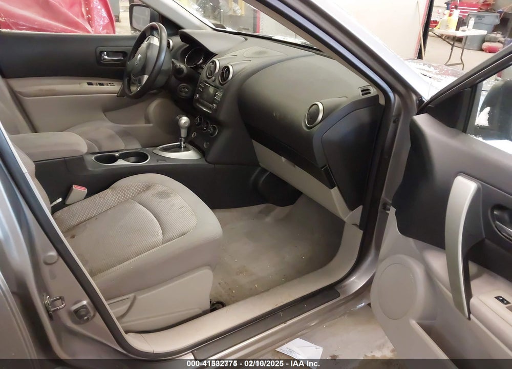 2013 NISSAN ROGUE SV VIN: JN8AS5MV8DW647352