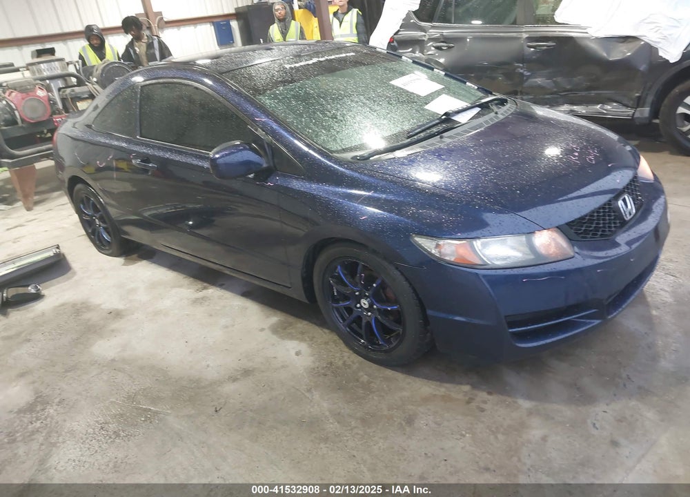 2011 HONDA CIVIC LX VIN: 2HGFG1B64BH517637