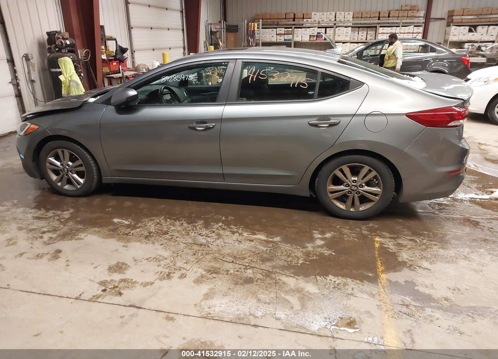 2017 HYUNDAI ELANTRA VALUE EDITION VIN: KMHD84LF0HU255300