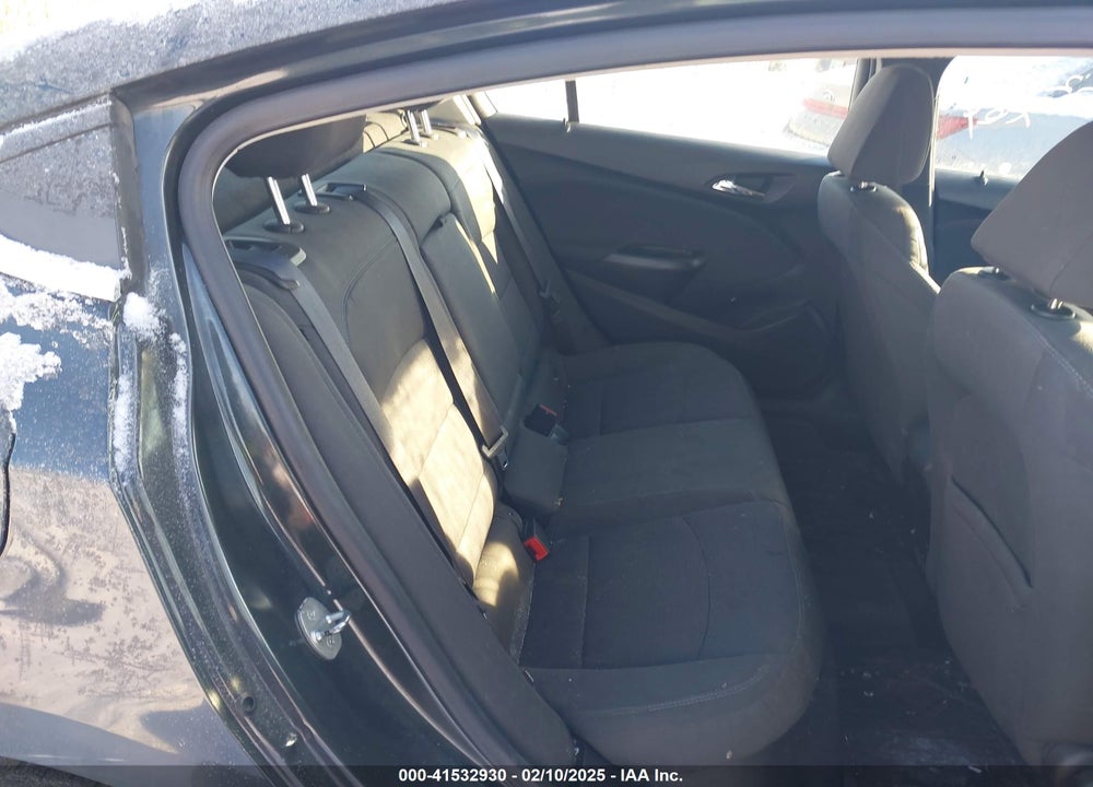 2018 CHEVROLET CRUZE VIN: 1G1BE5SM9J7201226