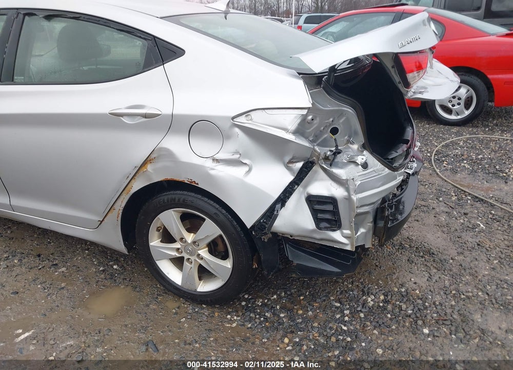 2013 HYUNDAI ELANTRA VIN: 5NPDH4AE5DH368520
