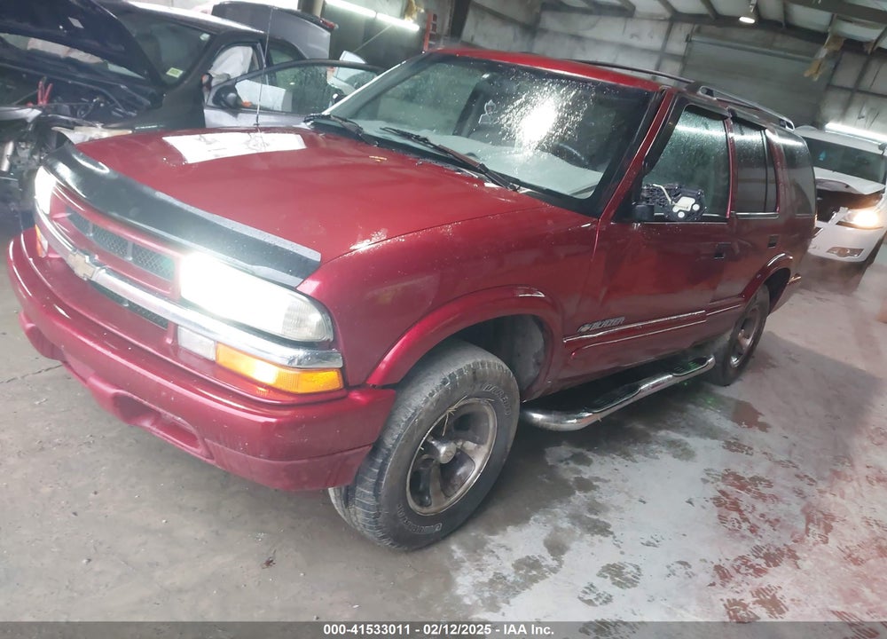 2002 CHEVROLET BLAZER LS VIN: 1GNCS13W82K137523