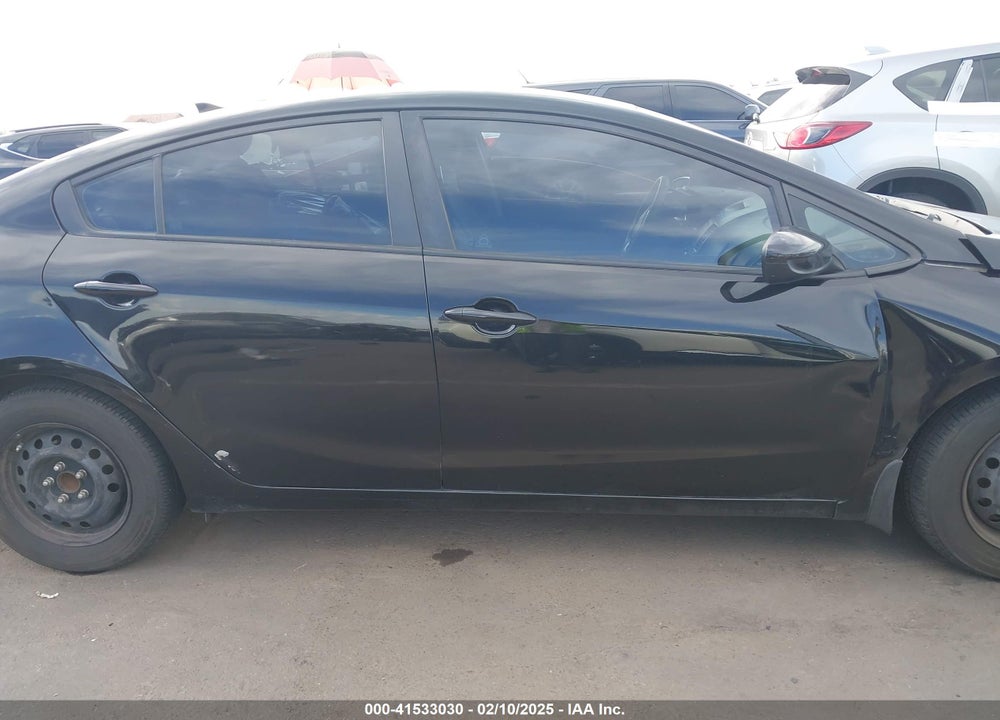 2016 KIA FORTE VIN: KNAFK4A64G5461128