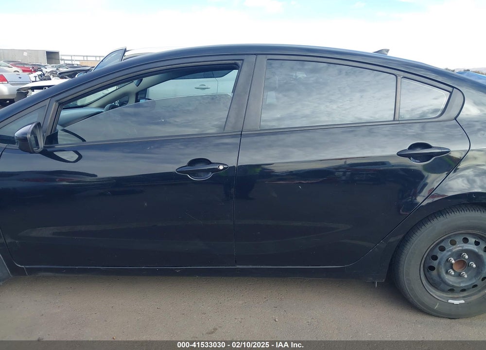 2016 KIA FORTE VIN: KNAFK4A64G5461128
