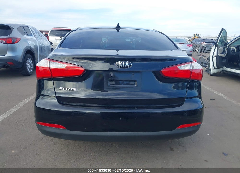 2016 KIA FORTE VIN: KNAFK4A64G5461128