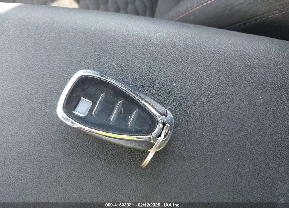 2019 CHEVROLET EQUINOX LT VIN: 3GNAXKEV5KS621091