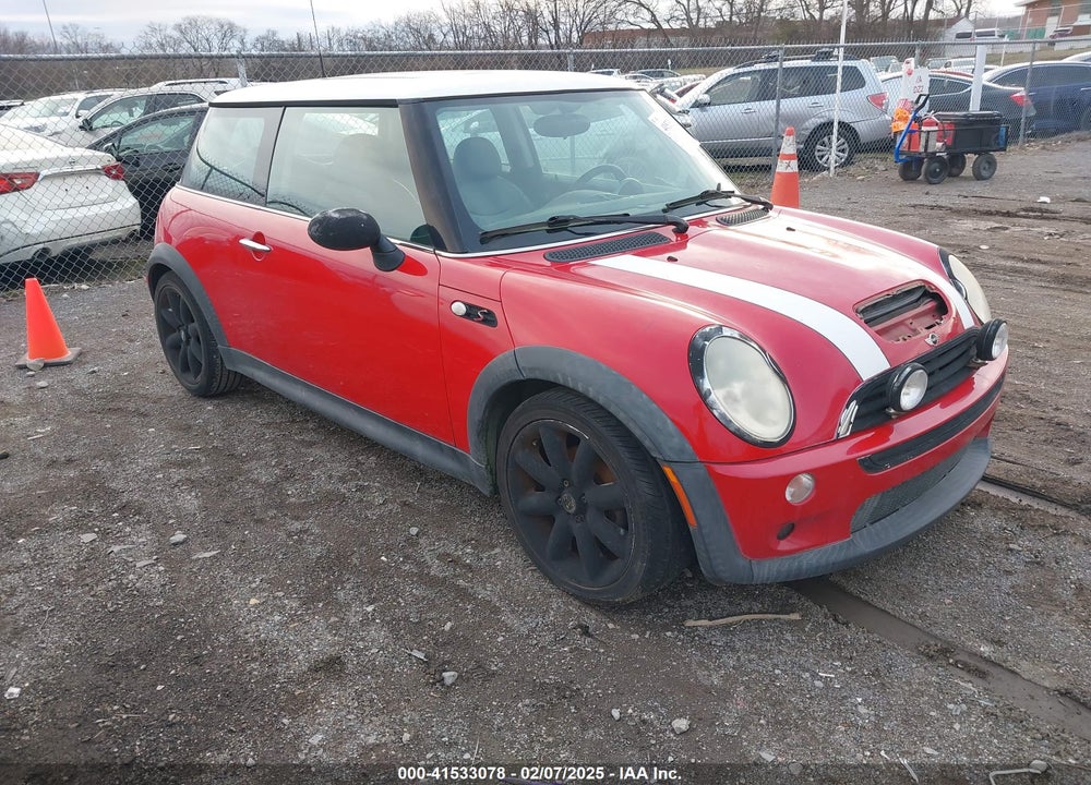 2003 MINI COOPER S VIN: WMWRE33403TD67718